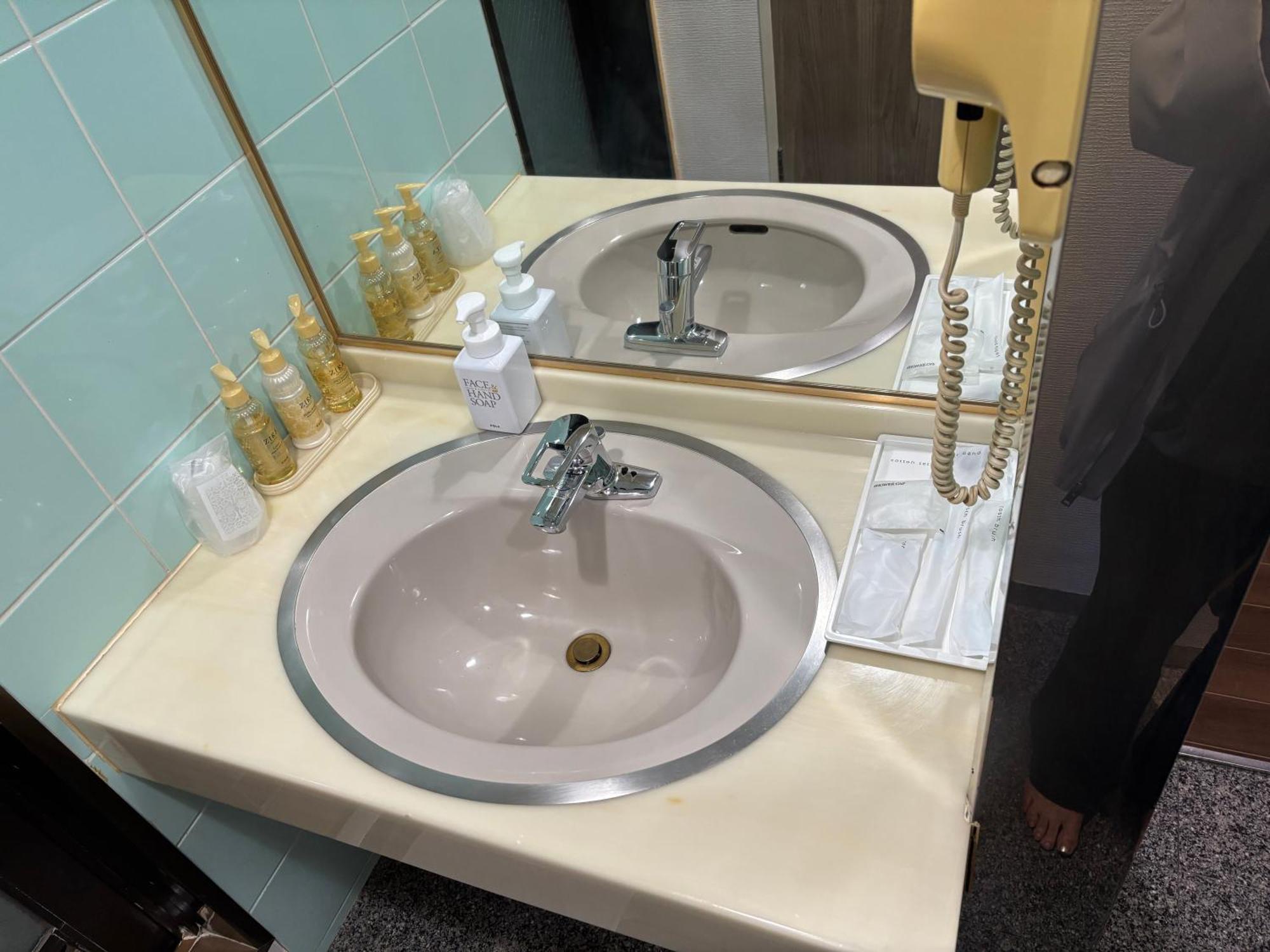 City Hotel Dolphin Токіо Екстер'єр фото
